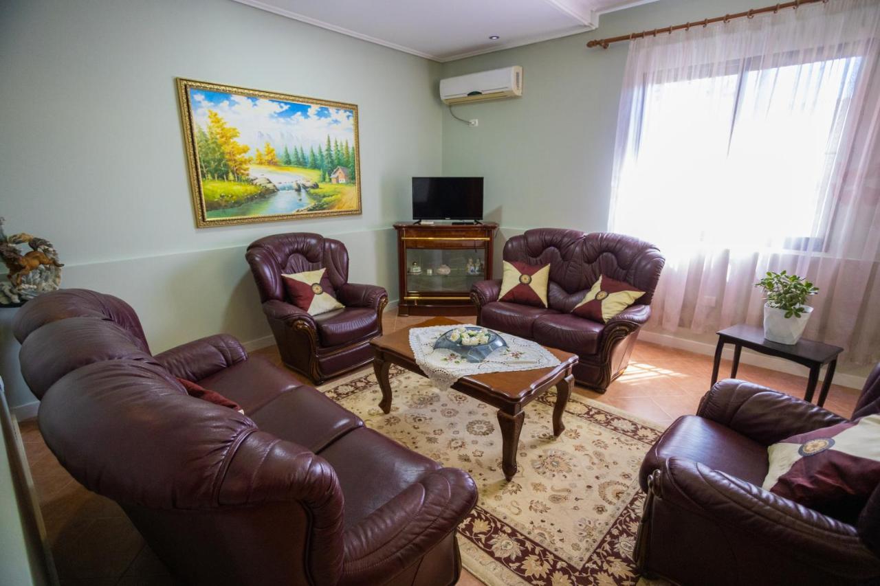 Vlorë Vila Aulona מראה חיצוני תמונה